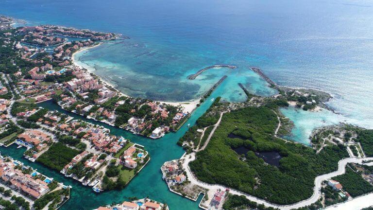 4 Beds 4 Baths  Condo For Sale In Puerto Aventuras [77733]