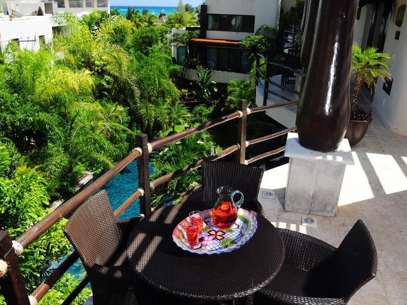 3 Beds 2 Baths  Condo For Sale In Downtown Beachfront [77710]