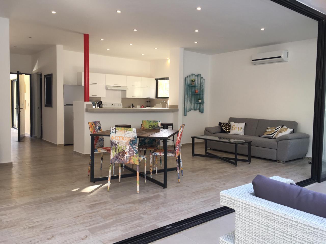 2 Beds 2 Baths  House For Sale In Playa Del Carmen [77710]